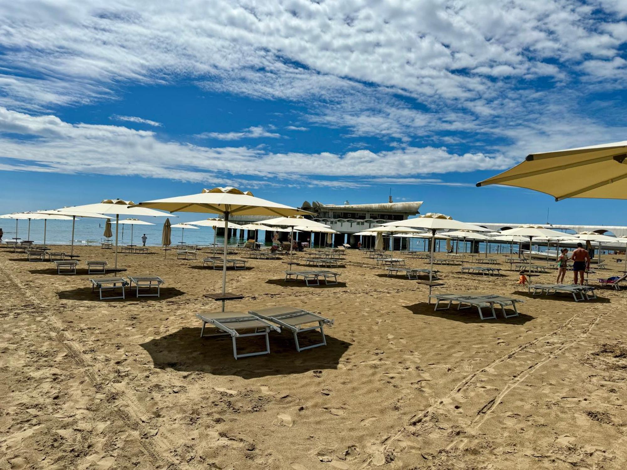 Appart 24 City Center Parking And Sea Design District Lignano Sabbiadoro Ngoại thất bức ảnh